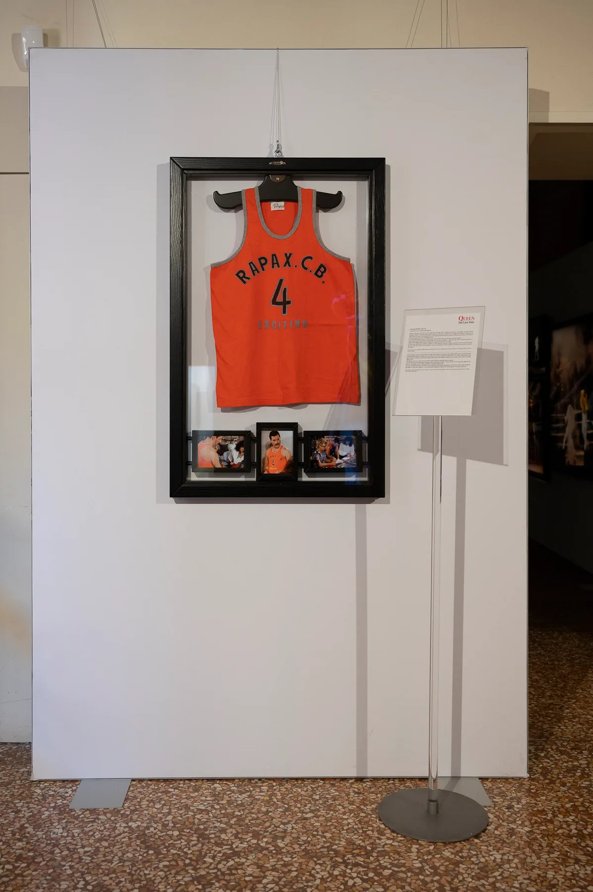 La Rapax “One Vision” appartenuta a Freddie Mercury, esposta nella mostra Queen The Last Tour al Museo internazionale e biblioteca della musica di Bologna.